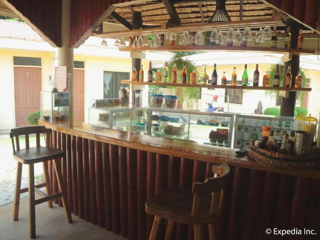 Zen Rooms Basic Replica Manor Siquijor Luaran gambar